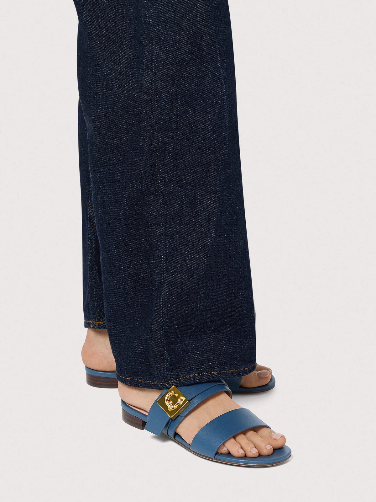 Coccinelle C-Me Lock blue