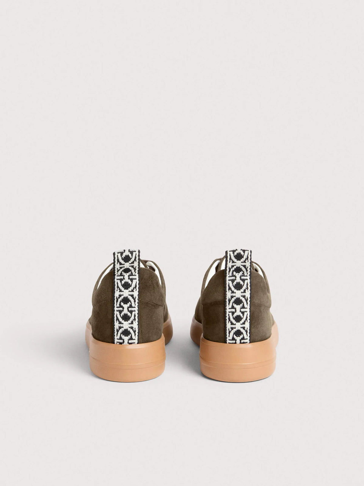 Coccinelle Monogram perforee grey
