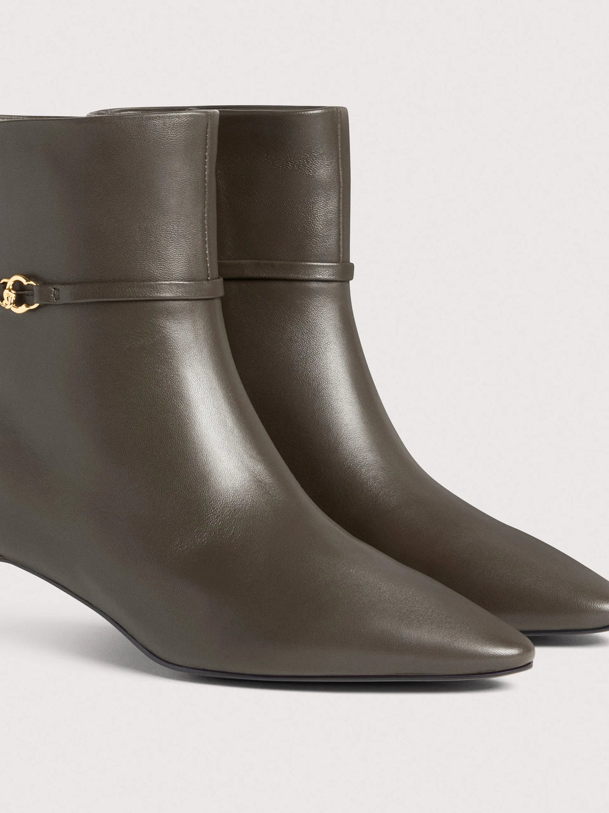 Coccinelle C-Look brown